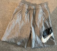 Nike Shorts gr.137/147 Obervieland - Arsten Vorschau