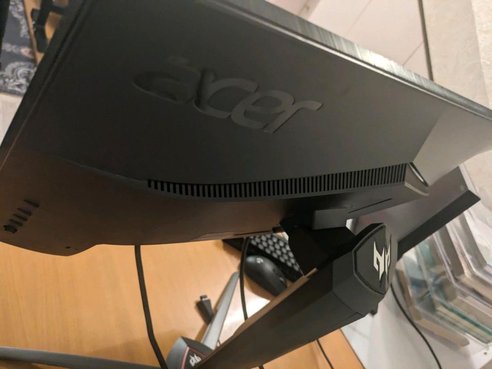 240Hz Acer Gaming Monitor 24,5 Zoll Full HD (Juli2022neugekauft) in Rodenbach