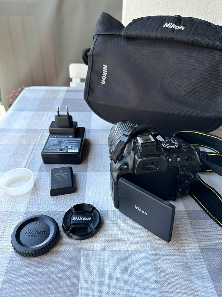 Nikon Spiegelreflexkamera D5200 in Göppingen