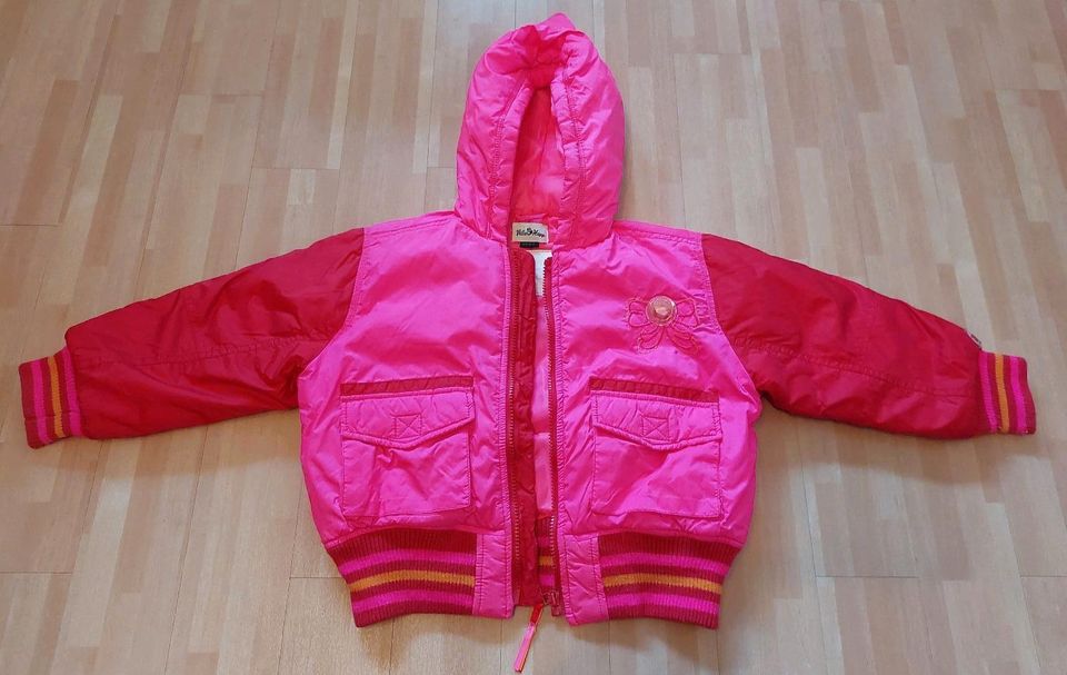 Mädchen Jacke 110/116 in Swisttal