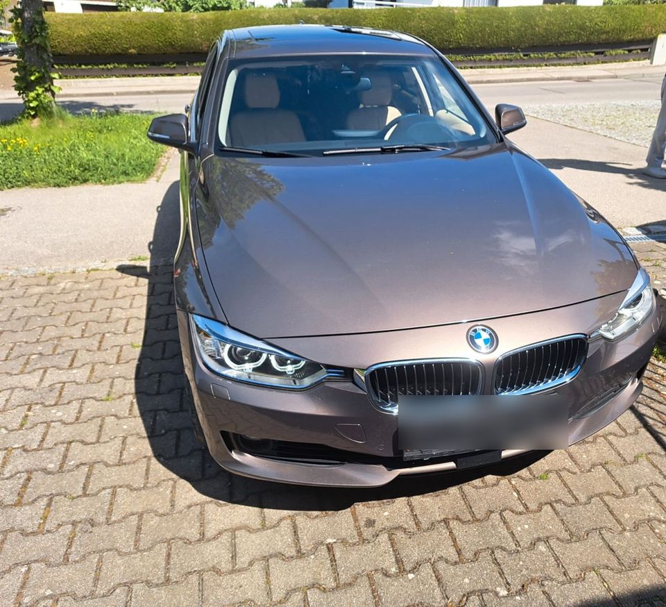 BMW Gran Turismo 335i xDrive Luxury Line Aut Lux... in Krumbach Schwaben