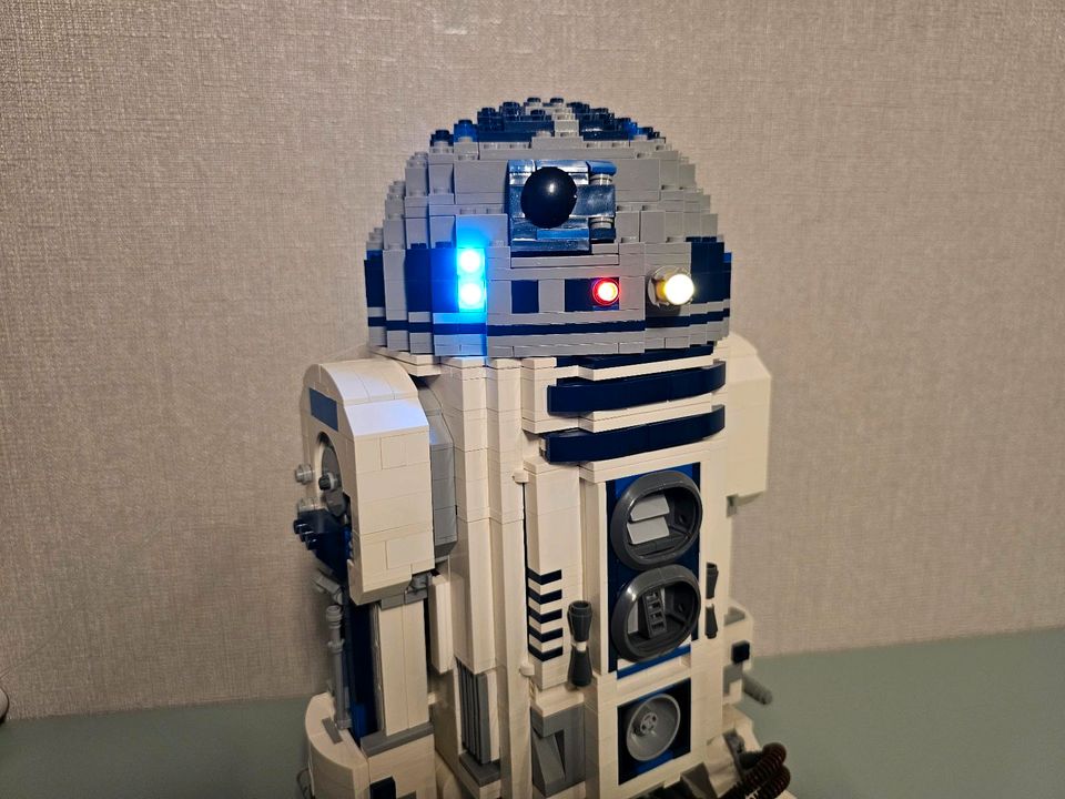 Lepin/King R2D2 No.05043 2127Teile mit LED-BELEUCHTUNG in