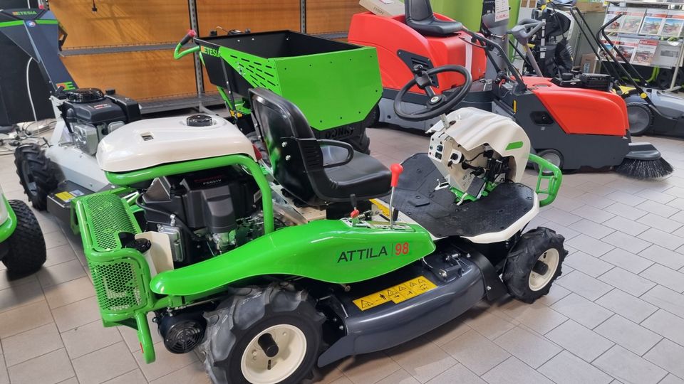 Etesia Attila AK98 Hochgrasmäher Gestrüppmäher Wiesenmäher in Olpe