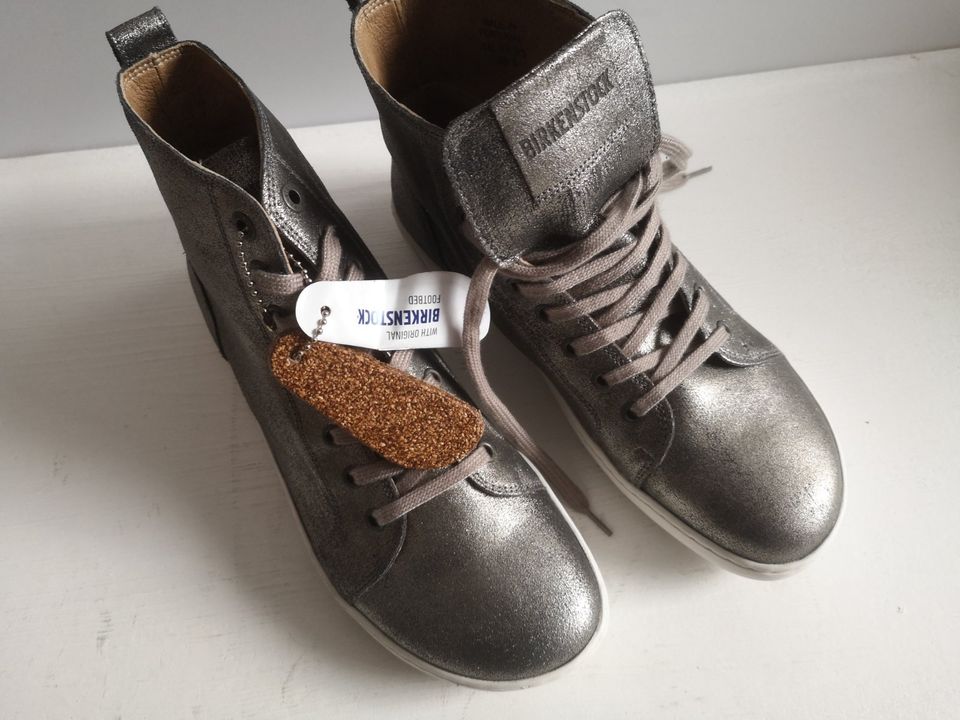 Damen Schuhe Booties Boots Birkenstock Gr 38 UK 5 silber Leder in Duisburg