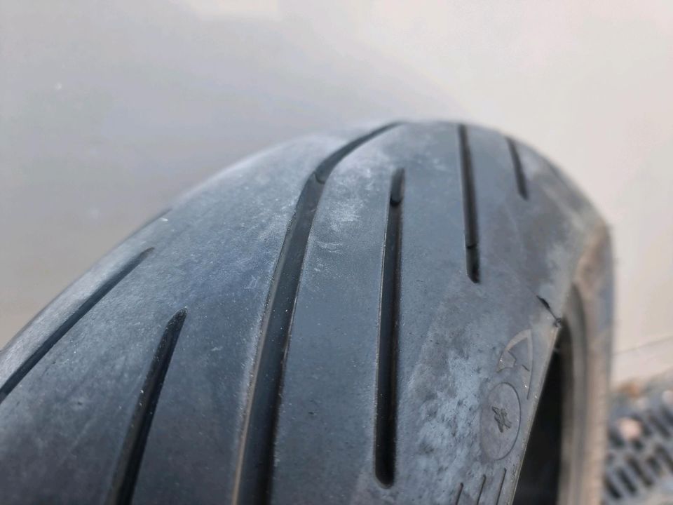 2x Michelin Motorrad Reifen 17 Zoll in Freital