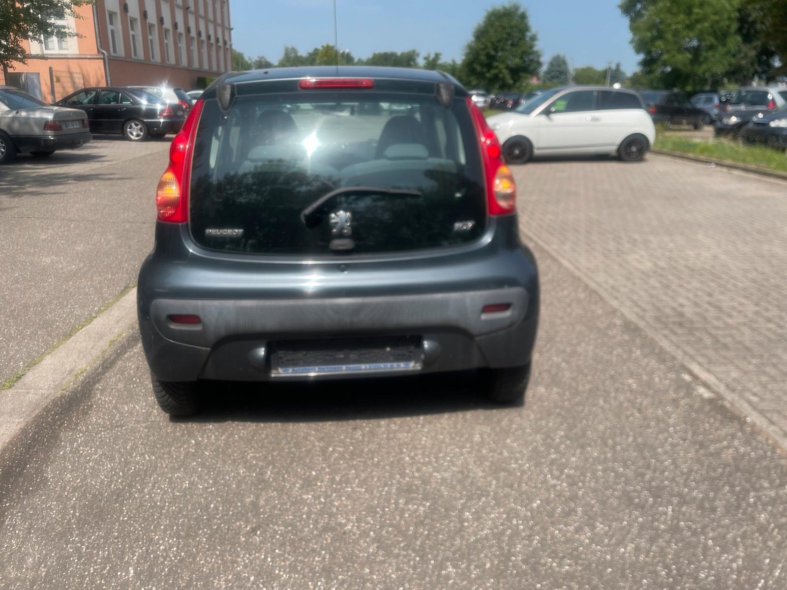 Abbildung des Autos Peugeot 107