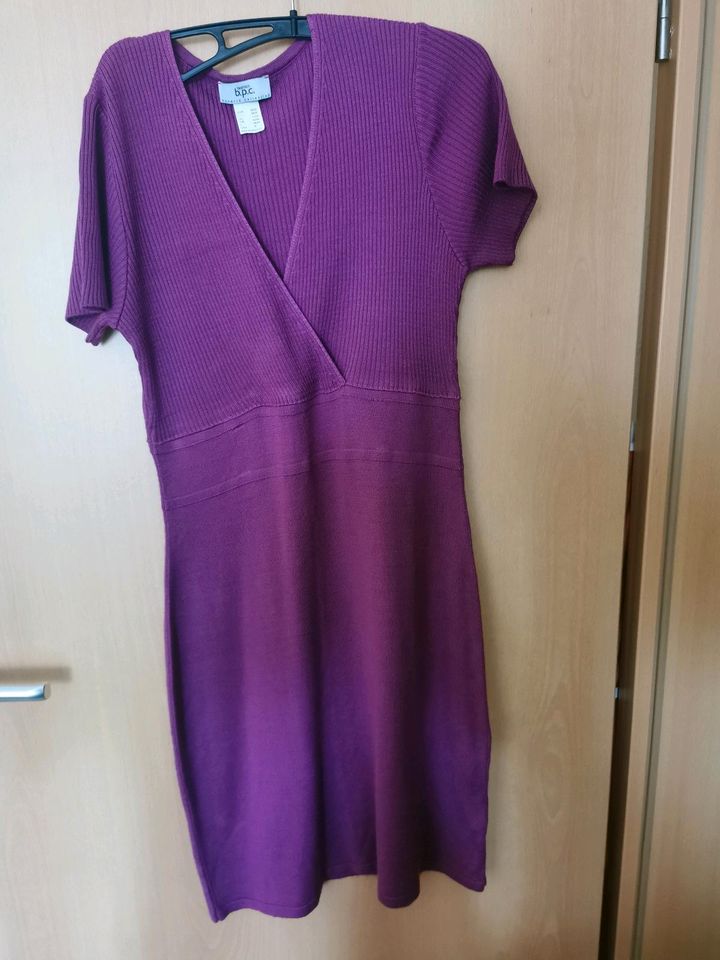 Damen Strick Kleid in Paderborn