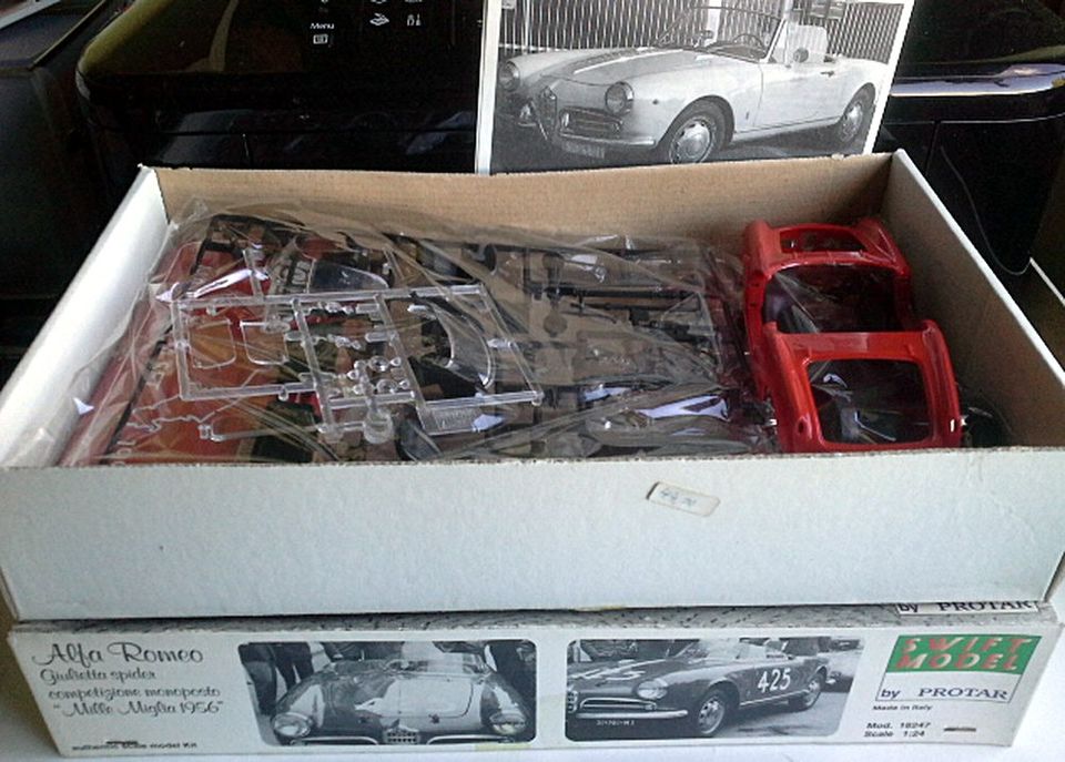 Alfa Romeo Giulietta Spider model kit PROTAR #18247 NEU! + 2 Boni in Unterensingen