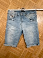 Kurze Hose Jeans Shorts hellblau Kr. München - Garching b München Vorschau