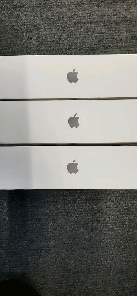 3 x originale Verpackung*NUR Box*Apple Ipad 9,NUR OVP,ohne INHALT in Stuttgart