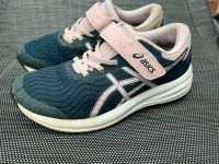 Turnschuhe Sneaker Asics 34,5 Sportschuhe Nordrhein-Westfalen - Oerlinghausen Vorschau