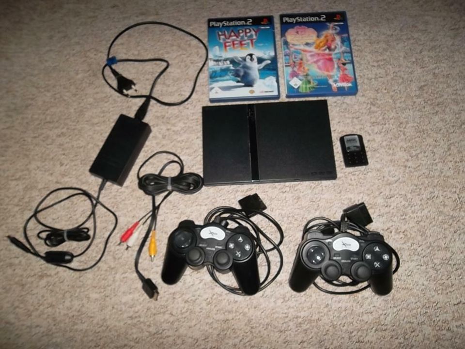 Sony Playstation 2 mit viel Zubehör und 2 Spiele in Frohburg