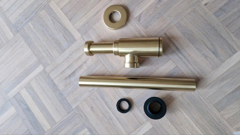 Siphon brushed gold NEU in Bonn