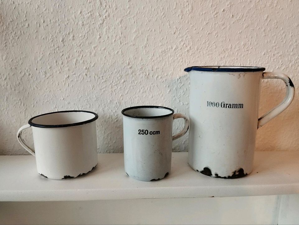 Alte antike Messbecher Tasse Emaille Shabby Vintage Landhaus Deko in Neuenkirchen - Merzen