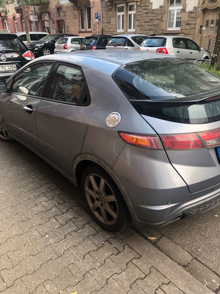 Honda Civic  2.2 CDTI in Mannheim