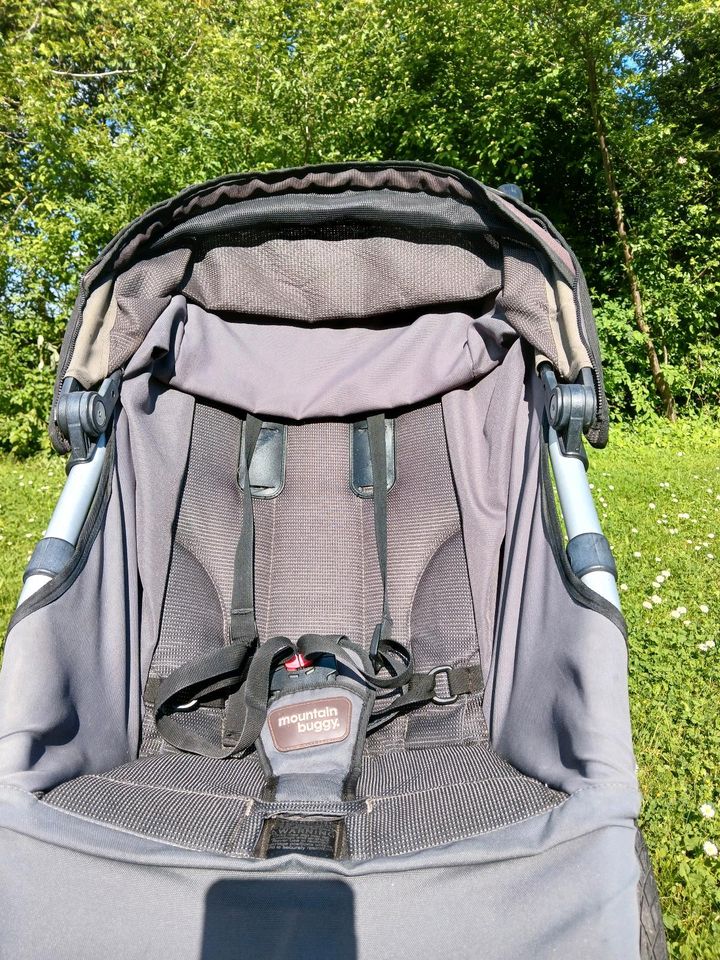 Kinderwagen Montain Buggy Urban Jungle mit Babyschale u Zubehör in Edingen-Neckarhausen