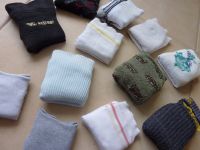 12 Paar Socken zum Basteln, davon 2 Paar mit Glitzer Ramersdorf-Perlach - Ramersdorf Vorschau