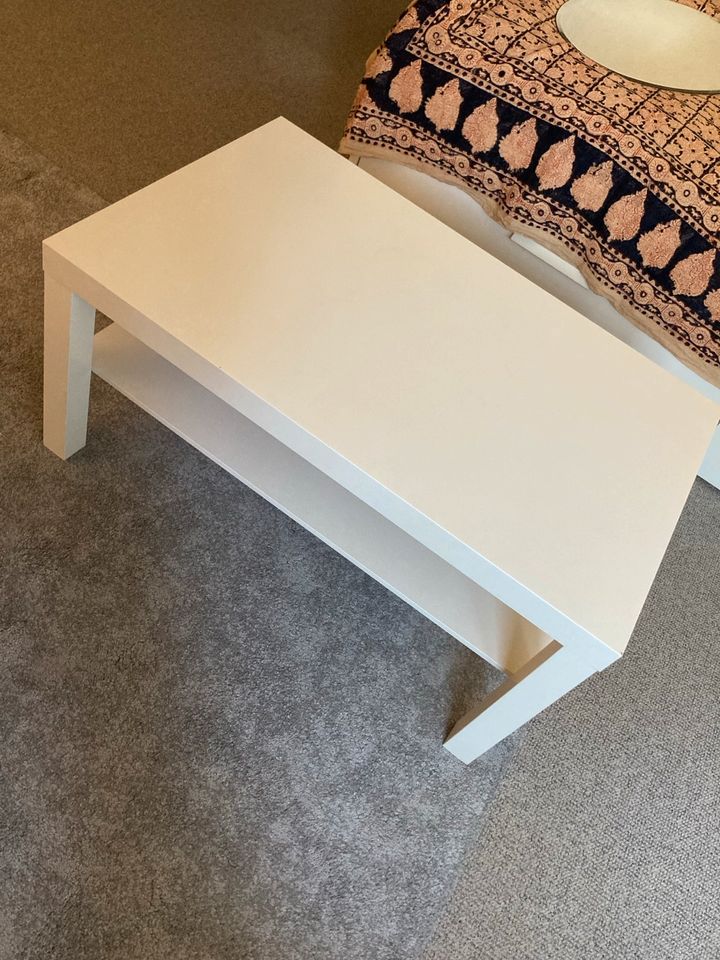 IKEA Lack Couchtisch in weiß in Marburg