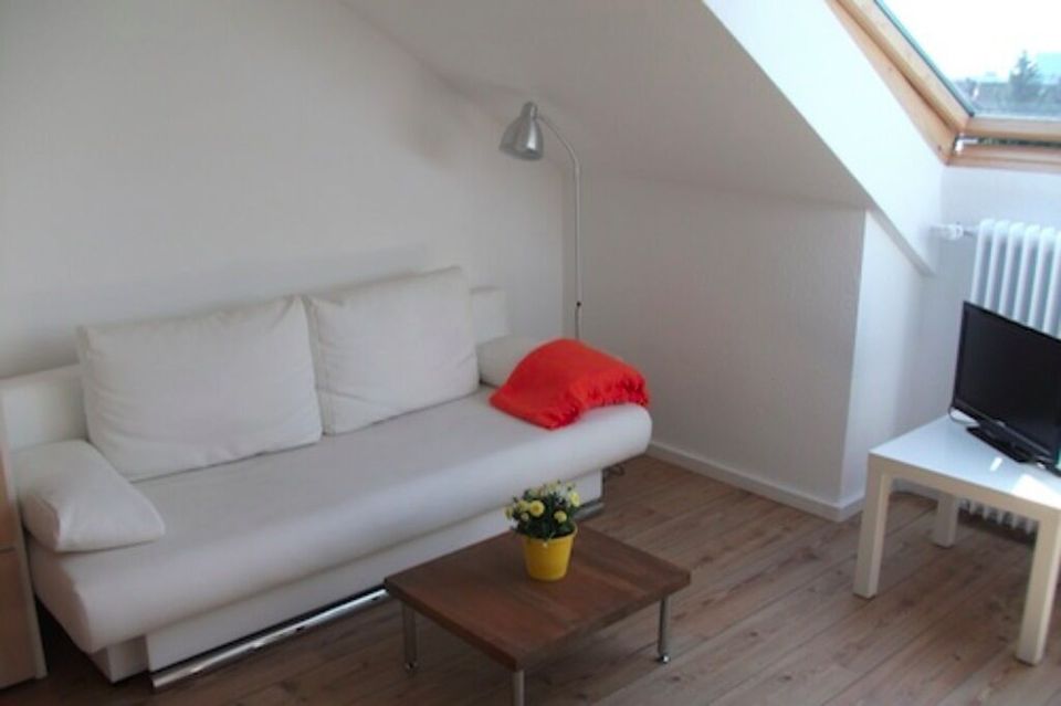 Voll ausgestattetes, ruhiges, helles Apartment in Solingen-Ohligs in Solingen