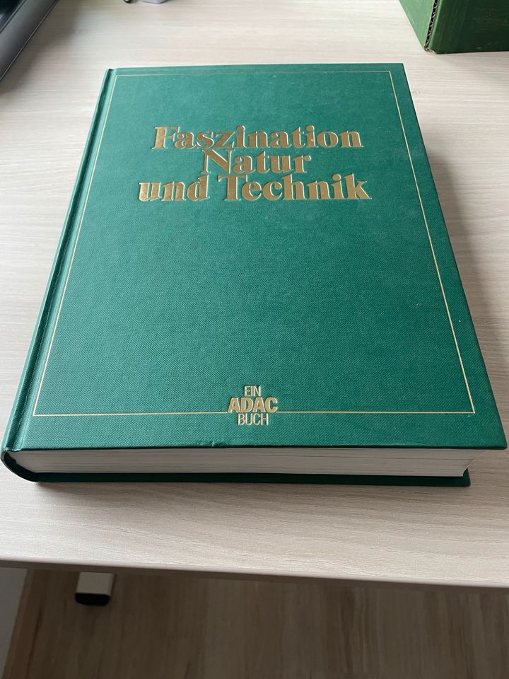 Buch „Faszination Natur und Technik“ in Ehra-Lessien