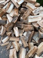 Brennholz Fichte 25 cm trocken srm Niedersachsen - Diekholzen Vorschau