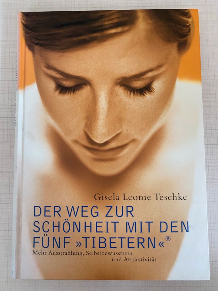 Der Weg zur Schönheit mit den Fünf »Tibetern« Buch Neuwertig in Frankfurt am Main
