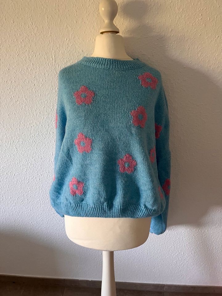 Strickpullover Blumen Flowers Zeitloschoen in Oldenburg