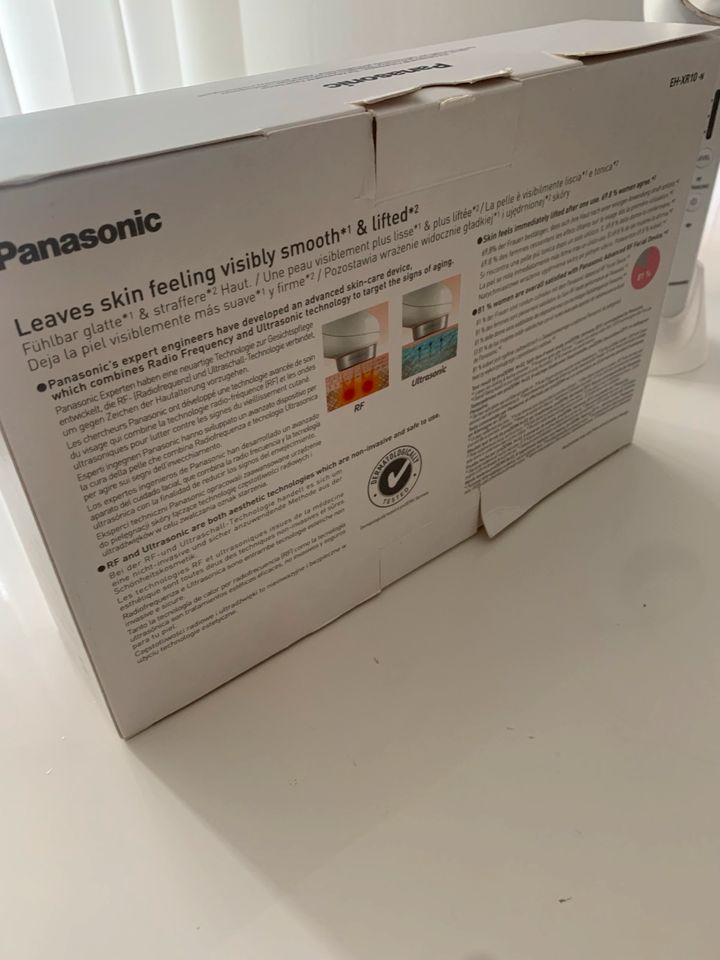 Panasonic EH-XP10 für Gesicht Ultraschallgerät & Radiofrequenz in Leinfelden-Echterdingen