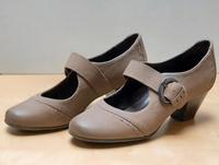 medicus Pumps Gr. 39 (5,5) hellbraun Baden-Württemberg - Ammerbuch Vorschau