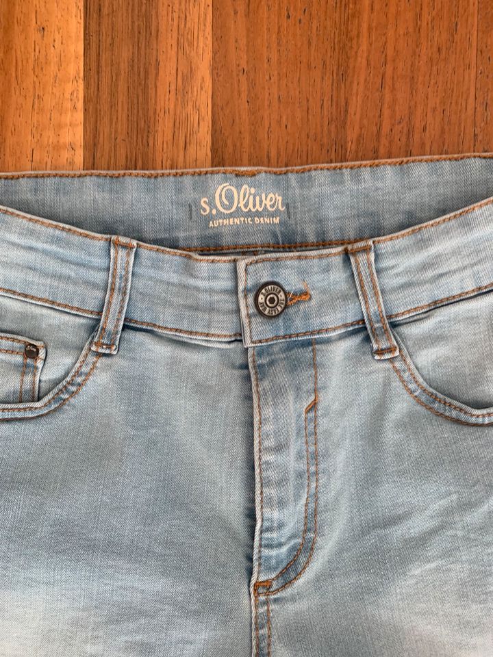 S Oliver Bermuda Jeans Neuw Gr. 164 158 12-14 Jahre in Ochsenfurt