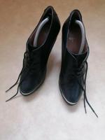 Neuwertig Plateau Schuhe Görtz 39 Berlin - Lichtenberg Vorschau