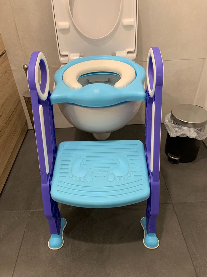 Toilettensitz für Kinder, mit Treppe in Freiberg