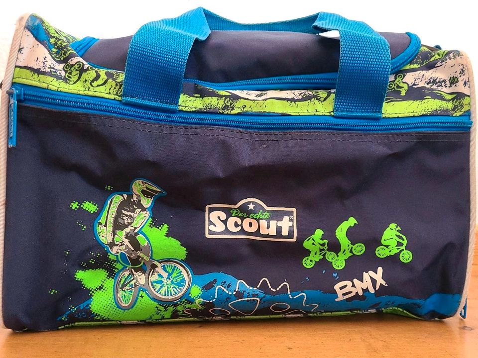 Scout BMX Schulranzen mit Mäppchen und Sporttasche in Trossingen