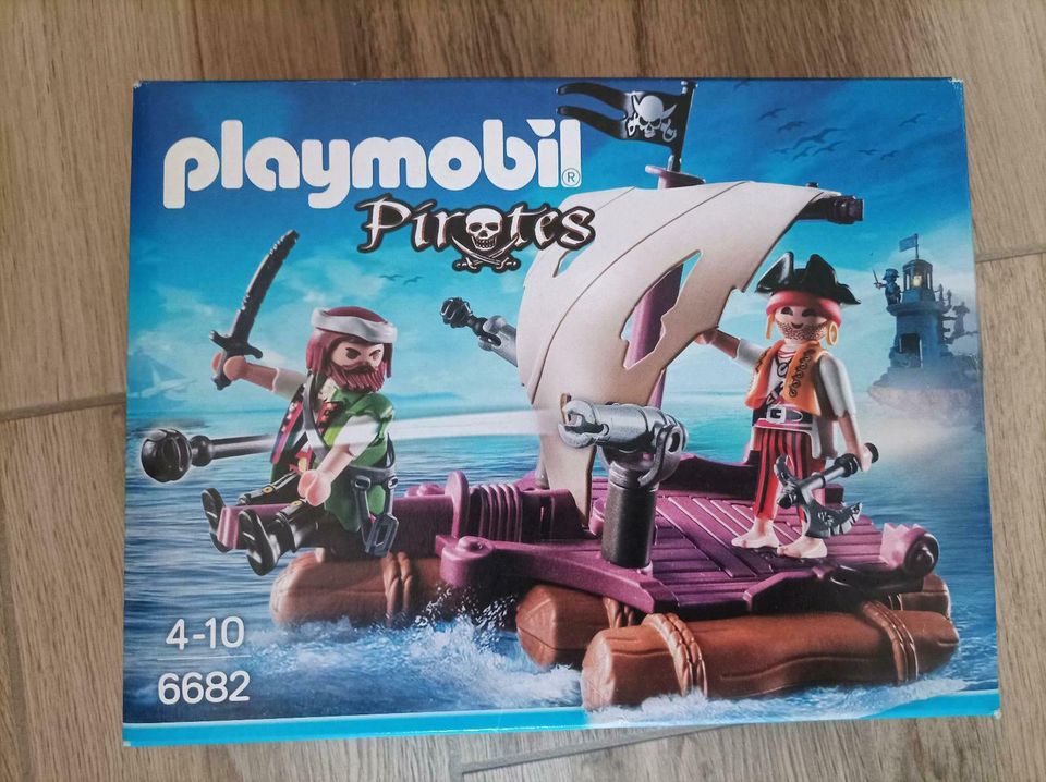 Playmobil Piratenfloß 6682 Neu in Schkopau