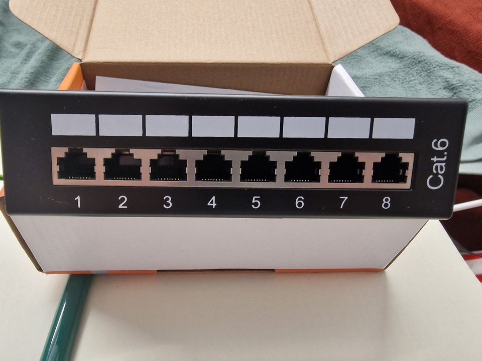 Schwaiger NWPP 8 Patchpanel 8-Port Desktop in Kaarst