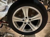 Mercedes C-Klasse Felgen mit Wintereifen 3-4 mm 255/55 17 Zoll Nordrhein-Westfalen - Gronau (Westfalen) Vorschau