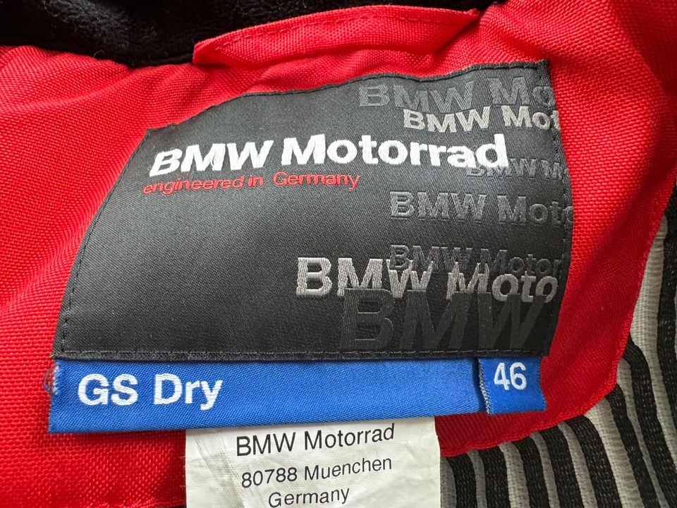 BMW Motorrad Jacke GS Dry Größe 46 Herren/ Damen in Ainring