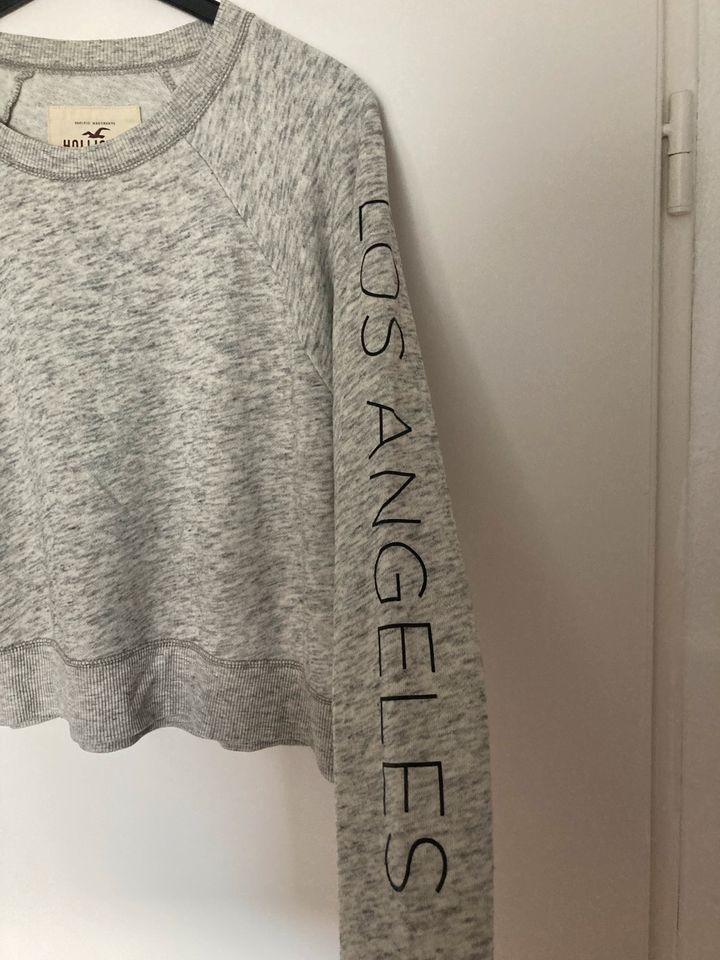 Pullover Sweater Hollister grau in Centrum