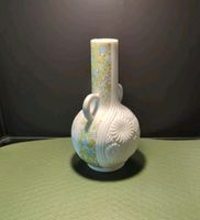 Vase weiß mit seitl Muster in grün und blau, Bisquuitporzellan, R Sachsen - Glauchau Vorschau