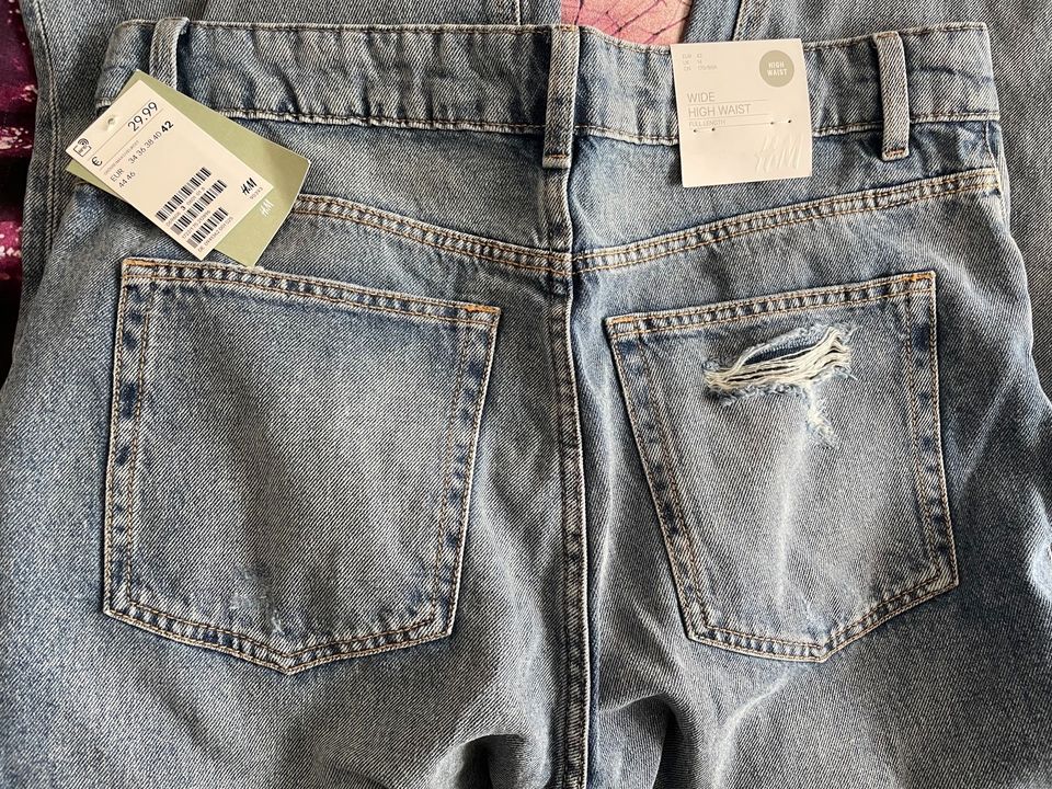 Jeans H&M  neu High Waist 42 in Hohen Neuendorf