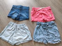 ☀️ 4 Mädchen Shorts, Hot pants, kurze Hosen 140 Manguun,H&M.... Bayern - Schweinfurt Vorschau