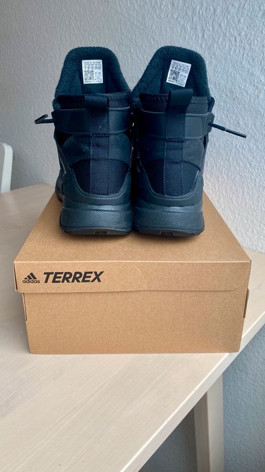 Adidas Terrex Wanderschuhe Gr. 42,5 Herreschuhe in Dresden