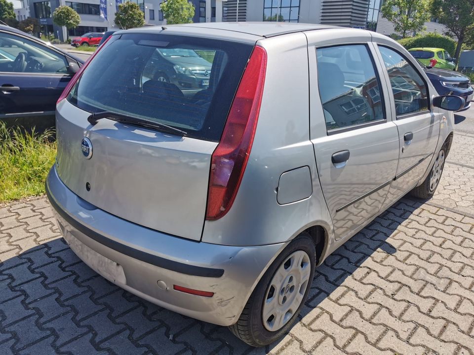 Fiat Punto Klima Euro4 119000 km in Bad Kreuznach