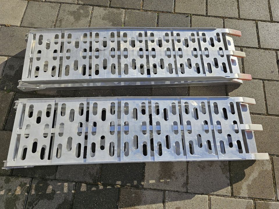 2x Auffahrrampe / Verladeschiene Aluminium, klappbar in Bad Dürrheim