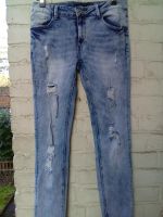 FB SISTER JEANS IM USED LOOK, ORIGINAL, HELL BLAU, GR. 30 Düsseldorf - Heerdt Vorschau