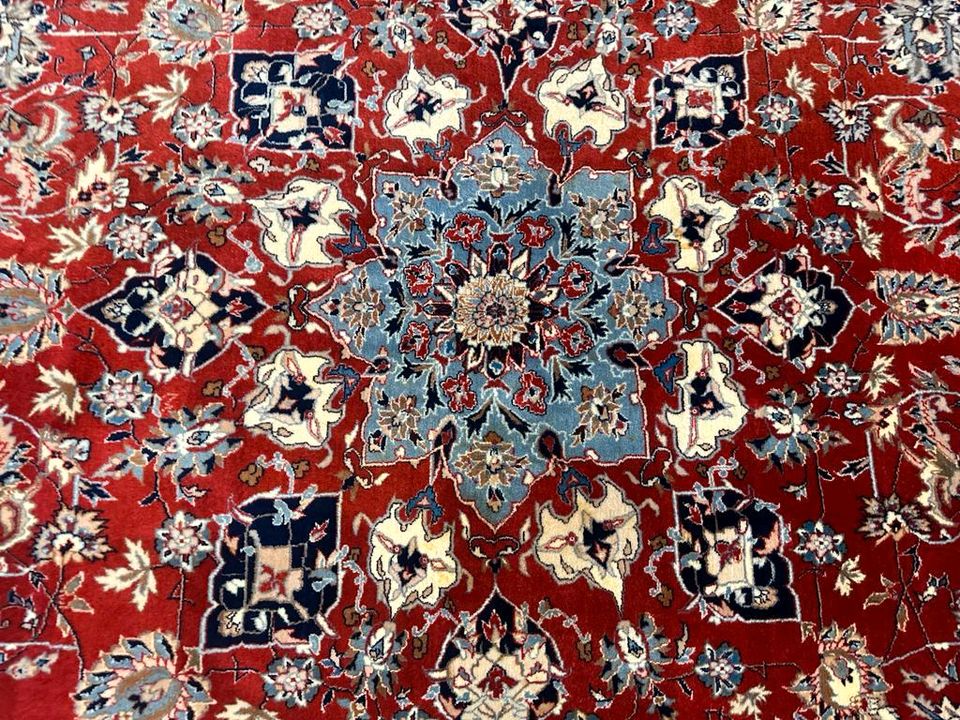 Exklusiver Teppich Isfahan Perserteppich Blumen China Kork in Kamen