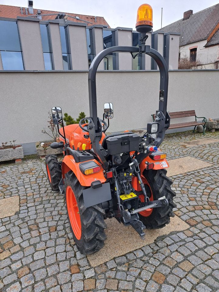 Kleintraktor Schlepper Kubota EK1-261  -NEU- in Mitterteich