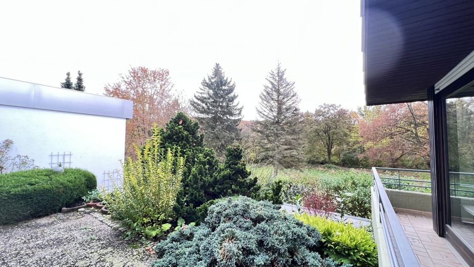 Provisionsfrei: Exklusiver Bungalow am Deutschhof mit Parkblick in Schweinfurt