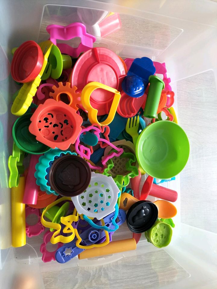 Play-Doh Konvolut in Uelzen