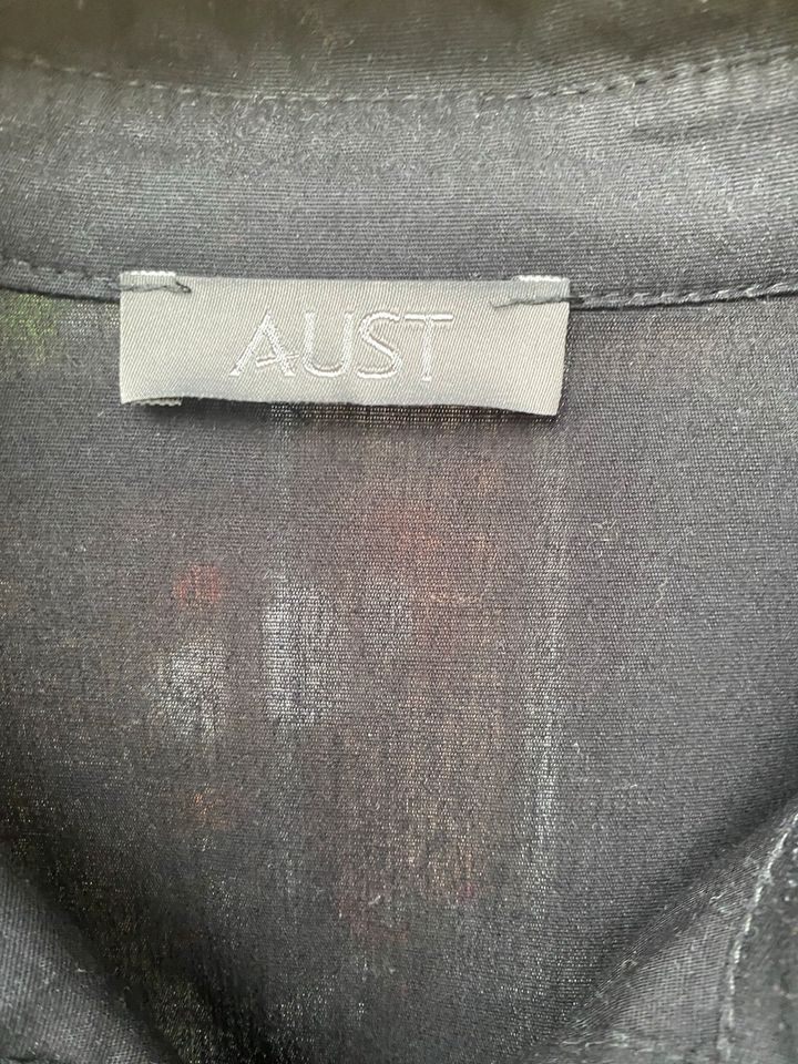 Aust Bluse schwarz in Düsseldorf